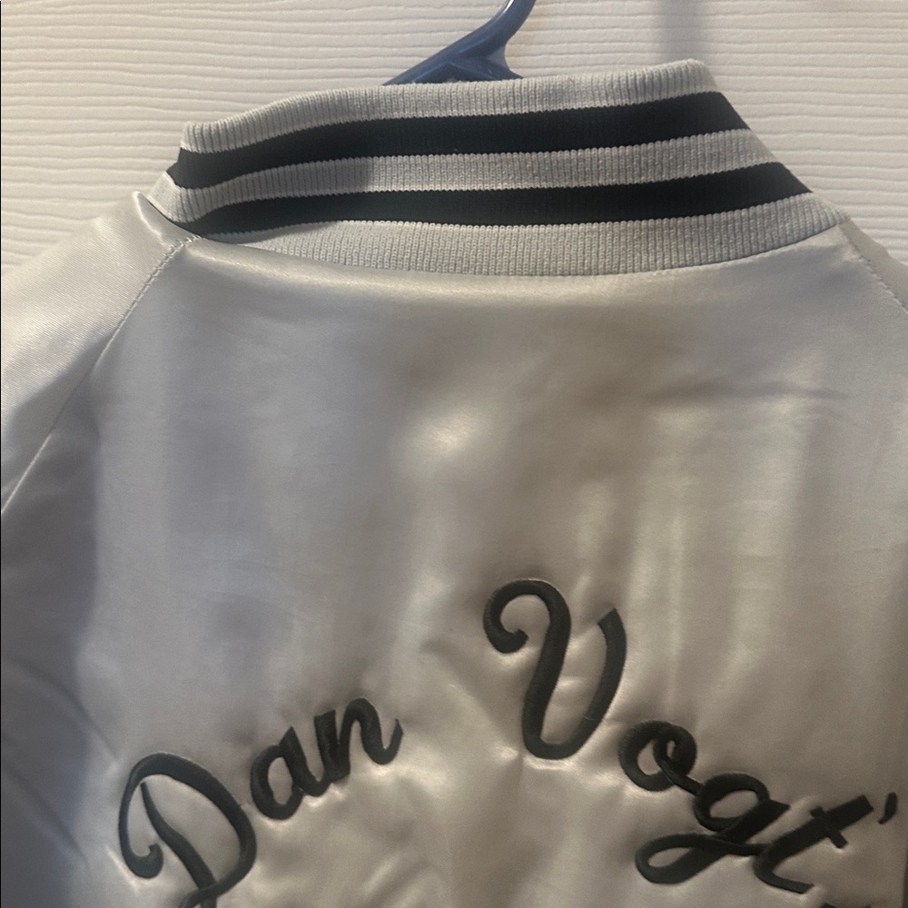 Dunbrooke Silver Jacket - Picture 3 of 5